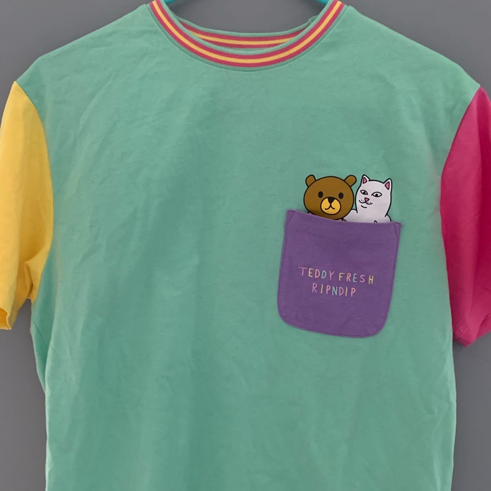 LIMITED EDITION Teddy Fresh x RipnDip T-Sh…